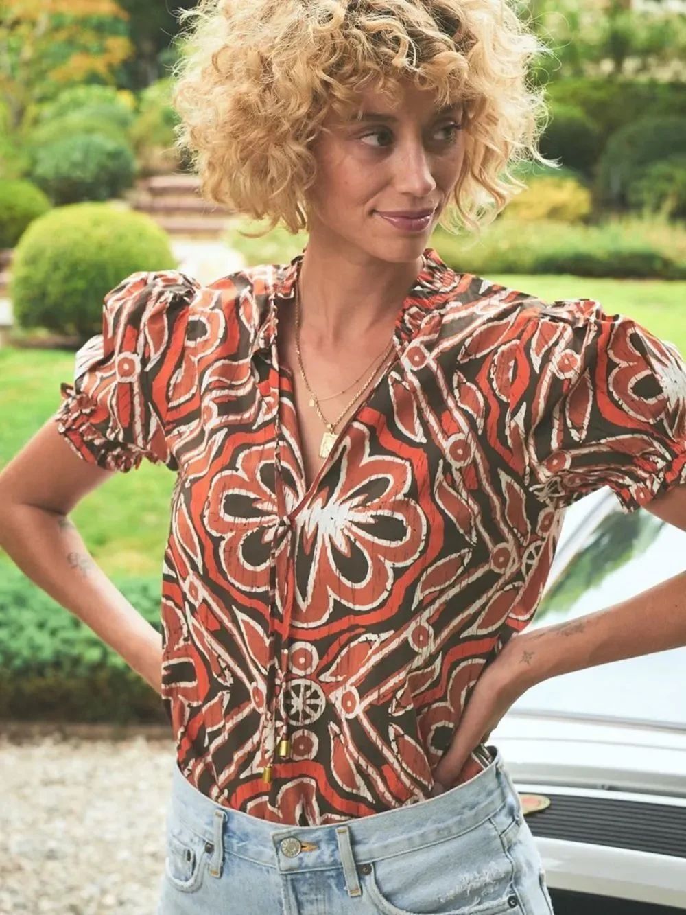 The ODells boho print short sleeve top with ruffles around neck XS